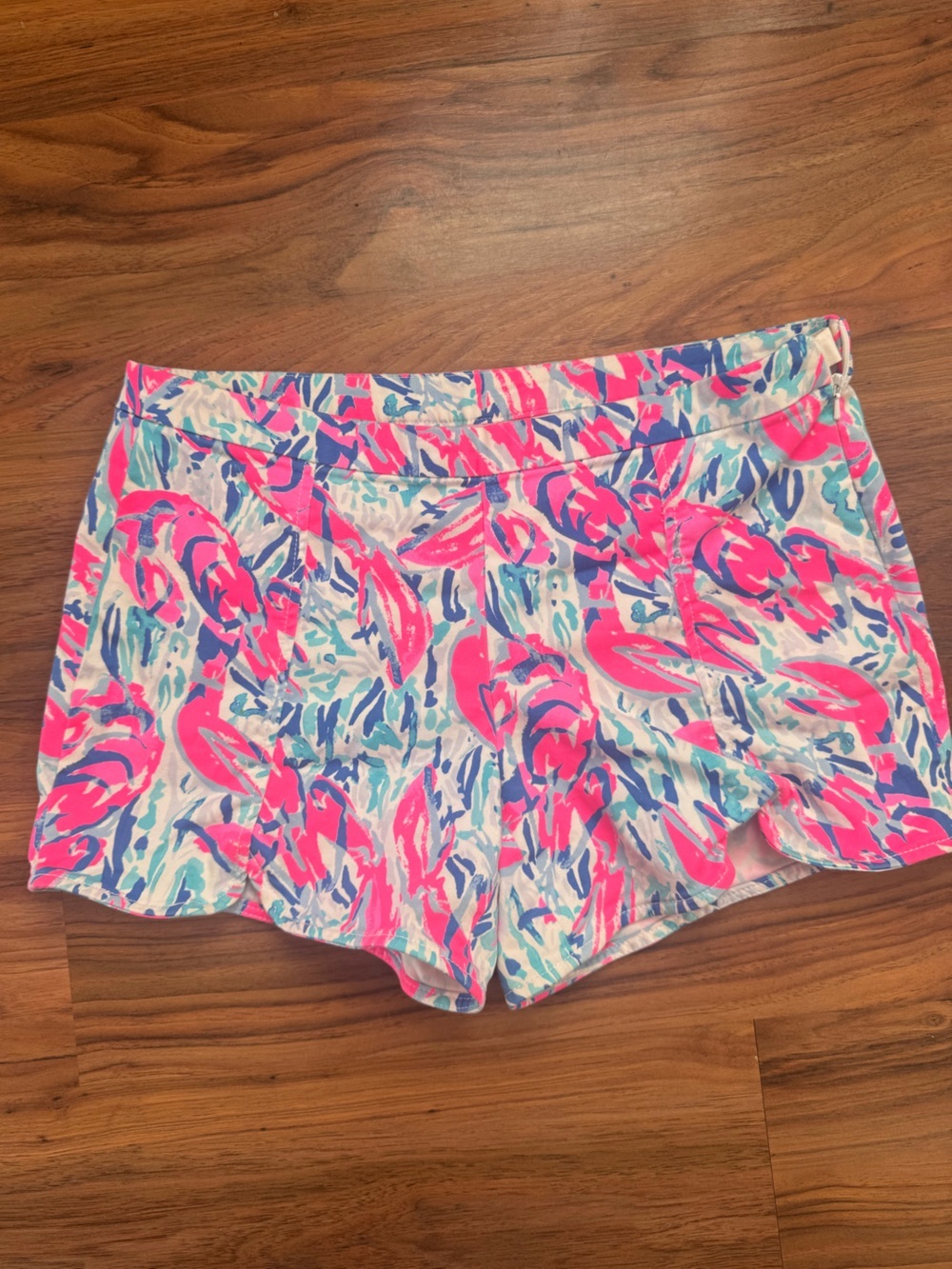 Lilly Pulitzer Hazelle Stretch Shorts size 8
